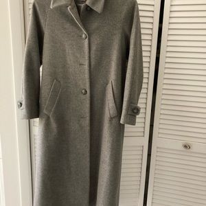 Cashmere blend ( see fabric content photo) long coat.